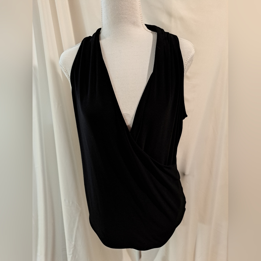 White house black market top